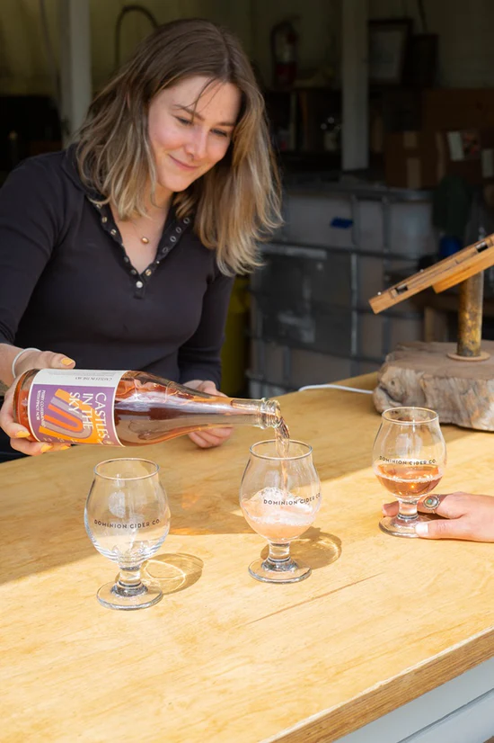 dominion_cider_tasting_room